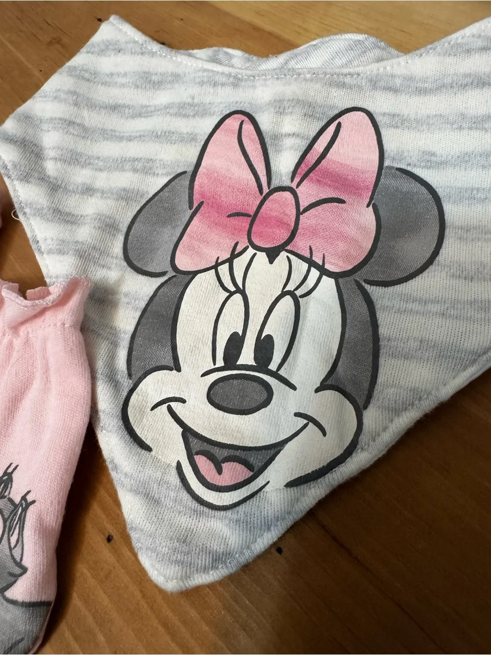 Disney Pink & Gray Minnie Mouse Bib and Mittens Set